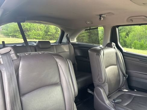 Used 2019 Honda Odyssey Elite image 9