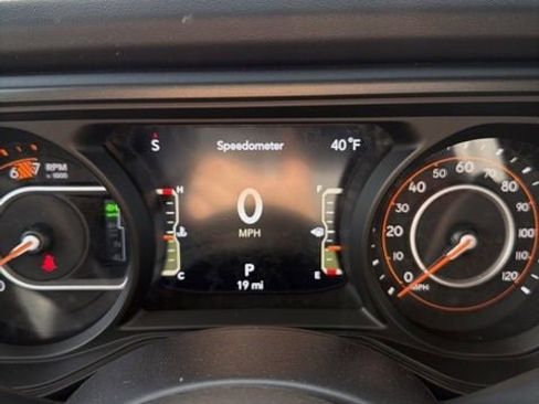 New 2026 Jeep Wrangler Unlimited Rubicon 392 image 16