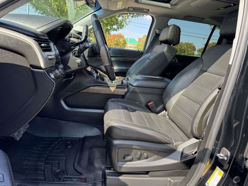 Used 2019 GMC Yukon XL Denali w/ Open Road Package image 12