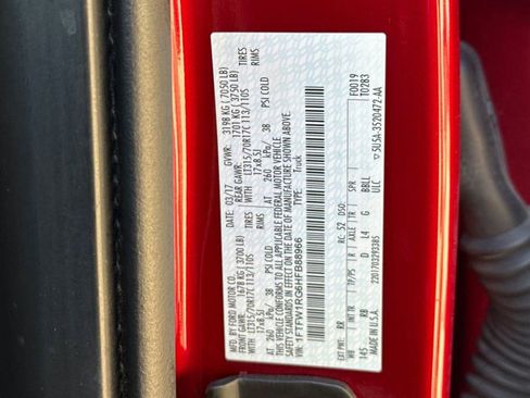 Used 2017 Ford F150 Raptor w/ Equipment Group 802A Luxury image 36