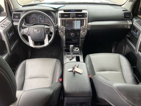 Used 2022 Toyota 4Runner SR5 Premium image 50