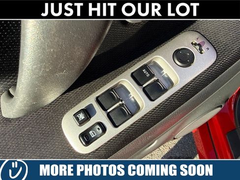 Used 2006 Suzuki Aerio SX FWD image 9