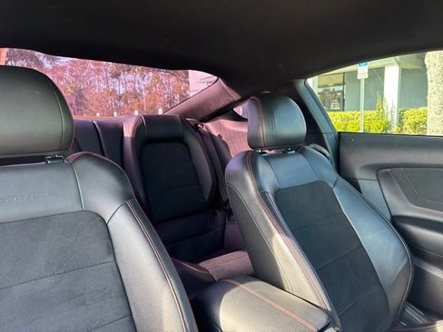 Used 2022 Ford Mustang GT Premium w/ Equipment Group 401A image 13