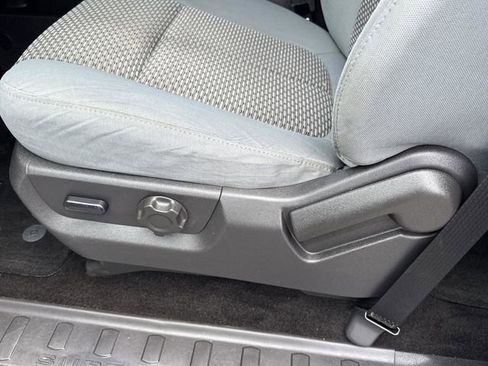 Used 2016 Ford F250 XLT w/ XLT Premium Package AWD/4WD image 29