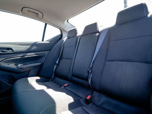 Used 2024 Nissan Altima 2.5 SV image 30