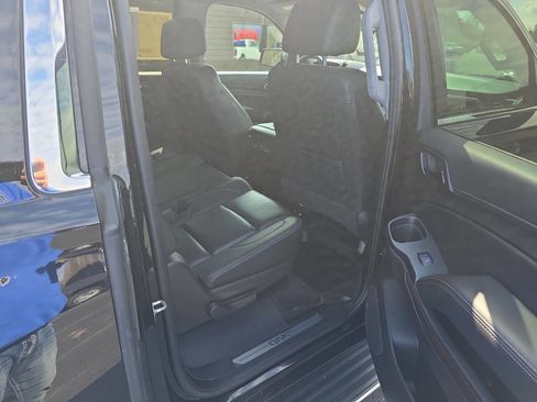 Used 2020 GMC Yukon XL SLT image 13