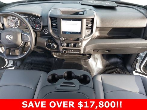 Used 2024 RAM 2500 Tradesman w/ Chrome Appearance Group image 9
