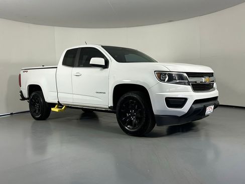 Used 2020 Chevrolet Colorado LT w/ Safety Package AWD/4WD image 1