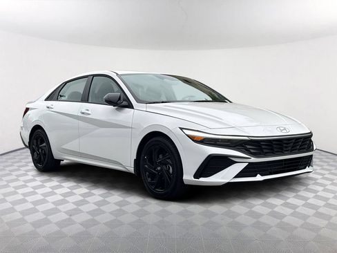 New 2026 Hyundai Elantra Sport FWD image 3