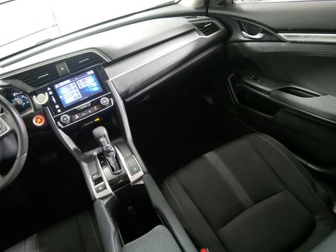 Used 2018 Honda Civic EX image 11