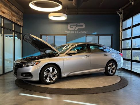 Used 2018 Honda Accord EX image 25