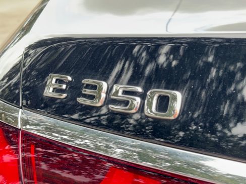 Used 2025 Mercedes-Benz E 350 Sedan w/ Winter Package image 32