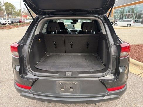 Used 2023 Chevrolet TrailBlazer LS image 5