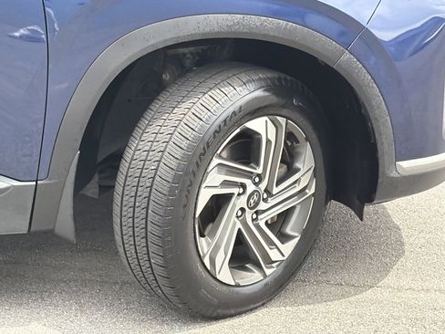 Used 2023 Hyundai Santa Fe SEL w/ Winter Weather Package FWD image 5