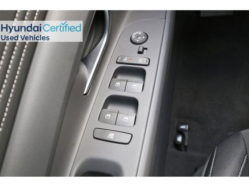 Certified 2025 Hyundai Elantra Sport FWD image 23