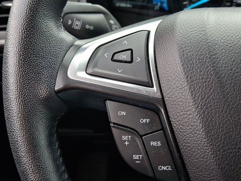 Used 2023 Ford Edge SEL AWD/4WD image 23