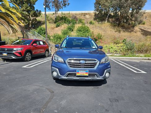 Used 2019 Subaru Outback 2.5i Premium image 2