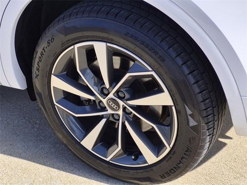 Used 2023 Audi Q5 2.0T Premium Plus w/ Premium Plus Package image 8
