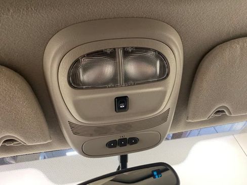 Used 2006 GMC Envoy SLE AWD/4WD image 12