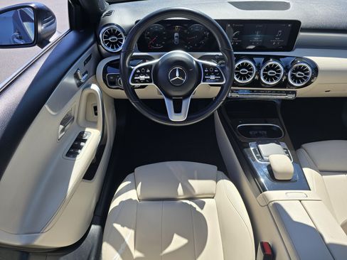 Used 2019 Mercedes-Benz A 220 image 20