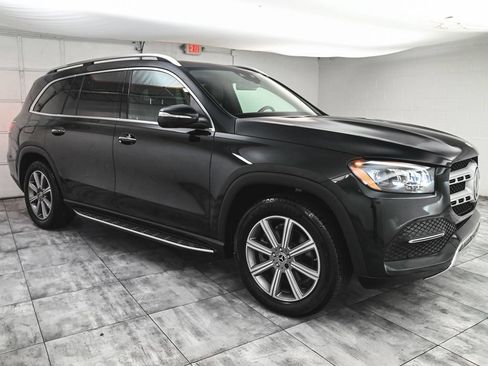 Used 2023 Mercedes-Benz GLS 450 4MATIC image 3