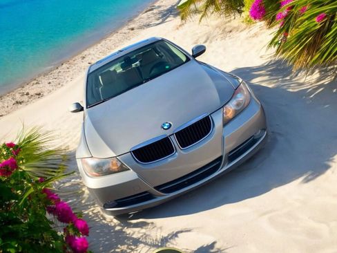 Used 2008 BMW 328i Sedan image 1