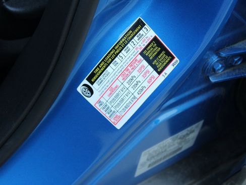 Certified 2023 Nissan Kicks SV image 28