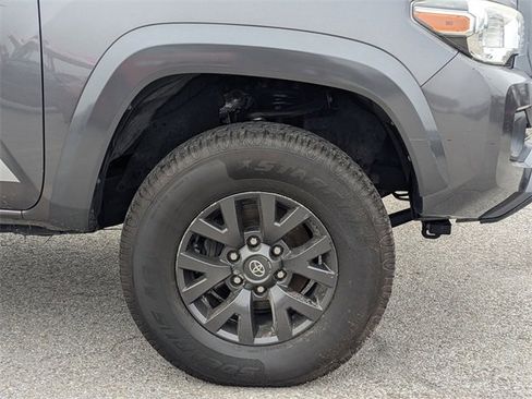 Used 2020 Toyota Tacoma SR5 image 11