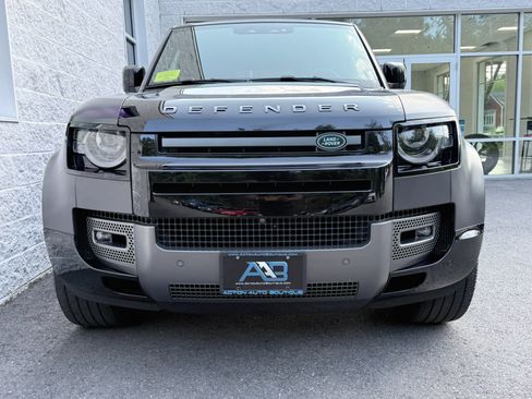Used 2023 Land Rover Defender 110 AWD/4WD image 8