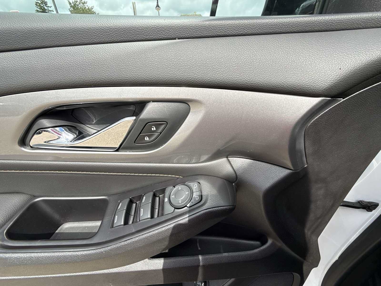 Certified 2019 Chevrolet Traverse LT AWD/4WD image 22