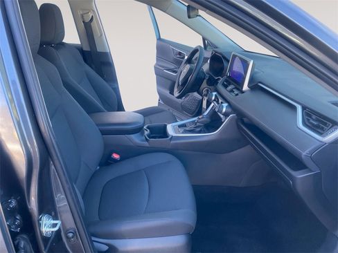 Used 2023 Toyota RAV4 LE image 15