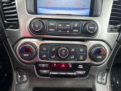 Used 2017 Chevrolet Tahoe LT w/ LT Signature Package image 31