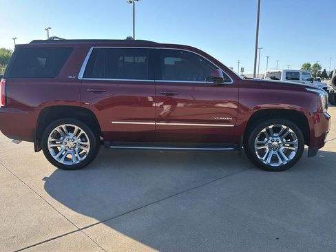 Used 2018 GMC Yukon SLT w/ Premium Edition image 26