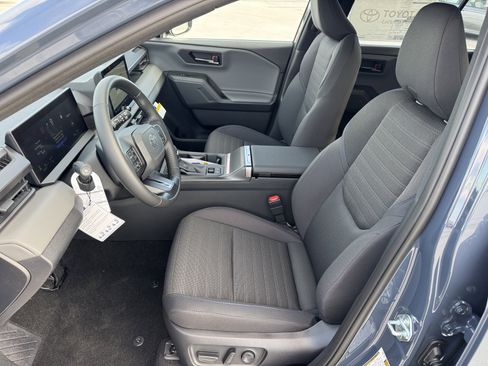 New 2026 Toyota RAV4 SE image 2