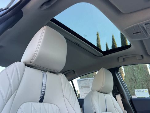New 2026 Nissan Sentra SL w/ Floor Mat Package FWD image 18