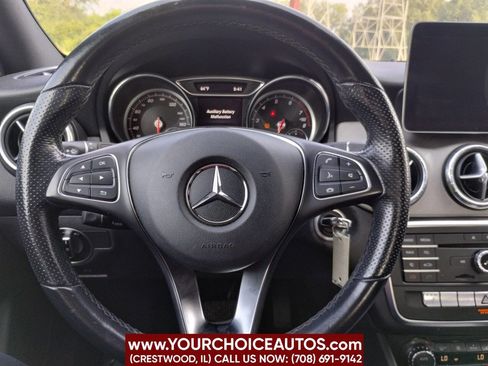 Used 2019 Mercedes-Benz CLA 250 4MATIC image 19