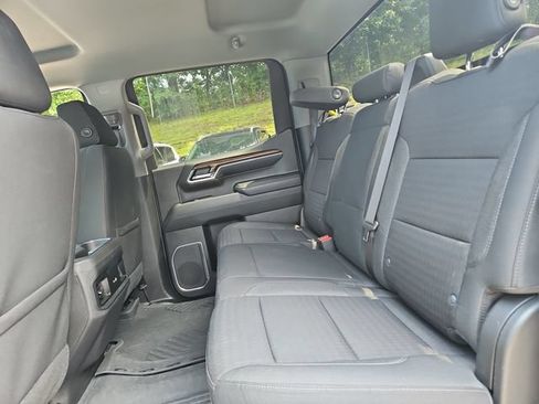 Used 2023 Chevrolet Silverado 1500 LT Trail Boss AWD/4WD image 10