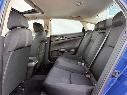 Used 2020 Honda Civic EX image 17
