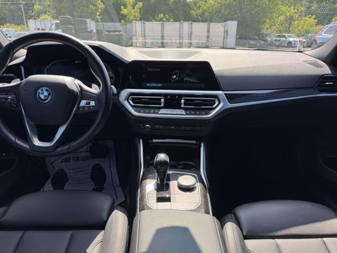 Used 2022 BMW 330e w/ Convenience Package RWD image 15