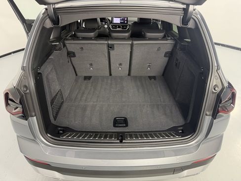 Used 2024 BMW X3 xDrive30i w/ Premium Package w/ZPA image 13