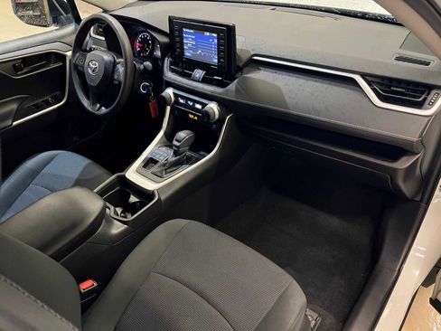Certified 2021 Toyota RAV4 LE image 15