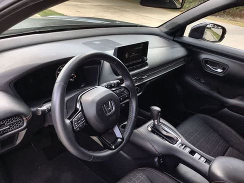 Used 2024 Honda HR-V Sport image 15