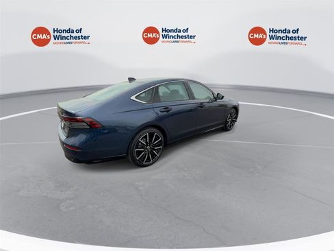 New 2026 Honda Accord Touring image 8
