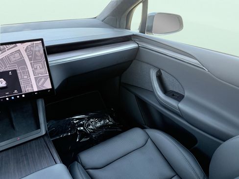 Used 2024 Tesla Model X Long Range image 69