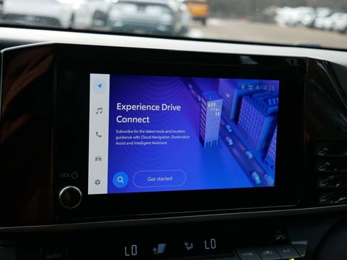 Used 2025 Toyota Camry LE FWD image 23