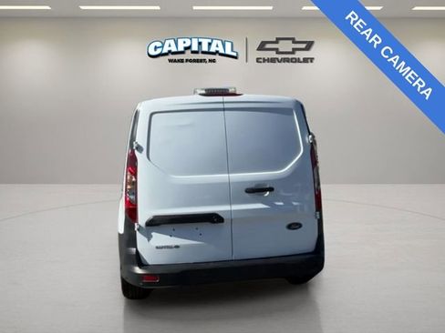Used 2022 Ford Transit Connect XL image 4
