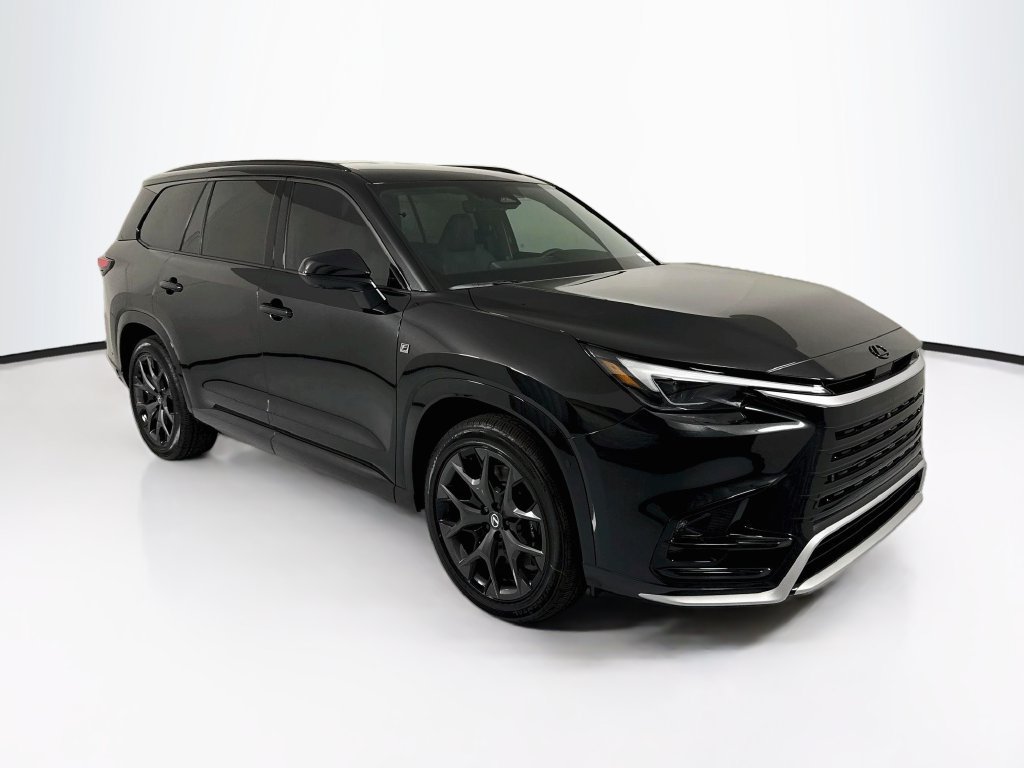 New 2026 Lexus TX 500h AWD image 3