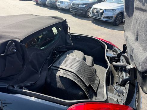 Used 2006 Pontiac Solstice Convertible w/ Premium Package RWD image 31