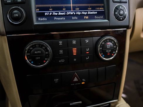 Used 2011 Mercedes-Benz ML 350 2WD image 26