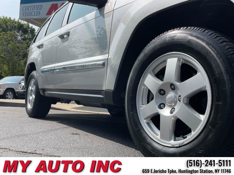 Used 2010 Jeep Grand Cherokee Laredo AWD/4WD image 9